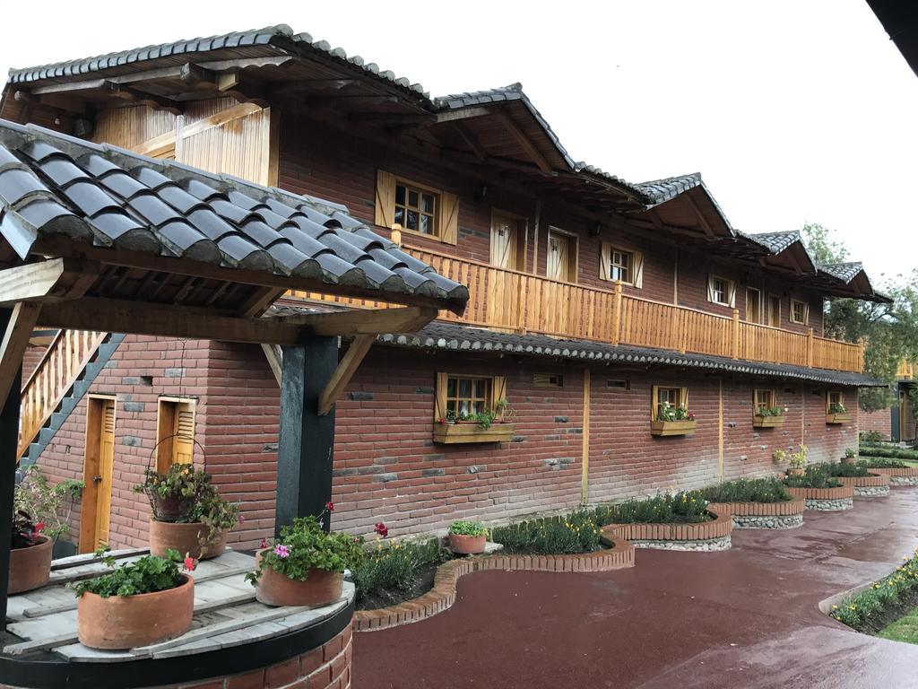 Puertolago Country Inn & Resort Otavalo Luaran gambar