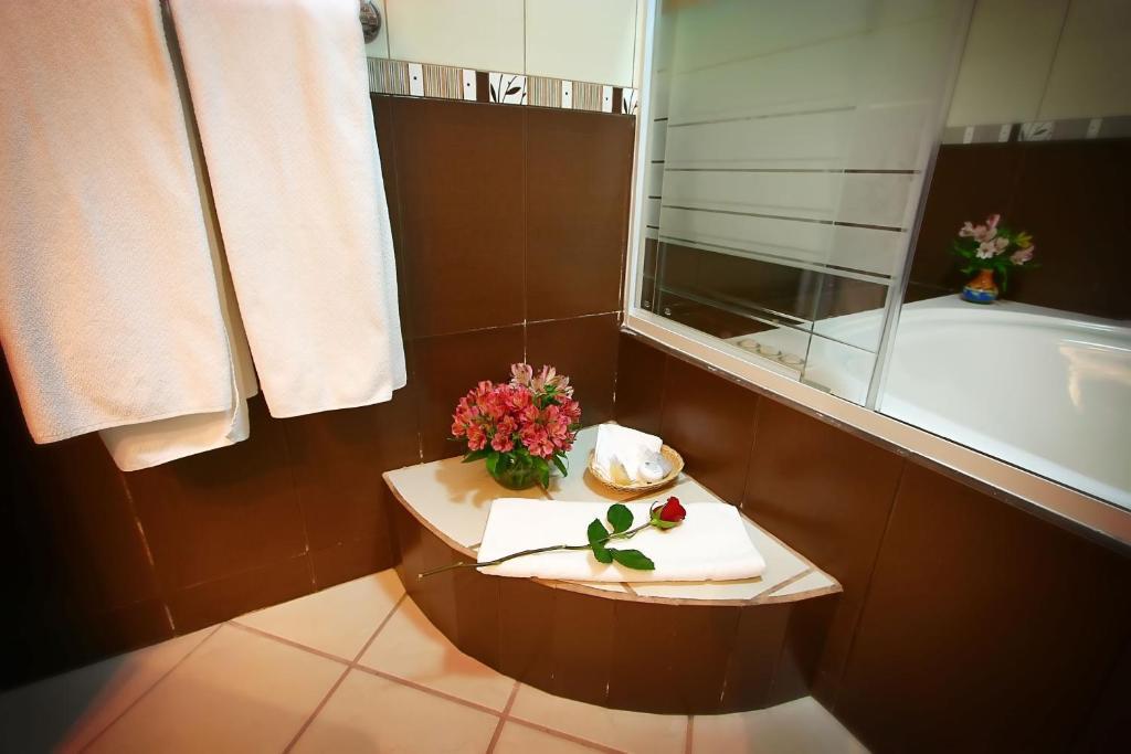 Puertolago Country Inn & Resort Otavalo Bilik gambar